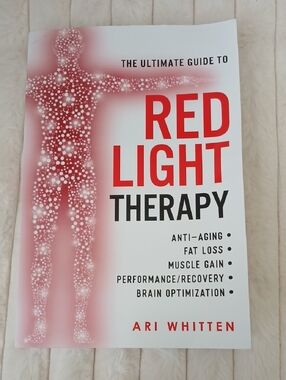 Book: The Ultimate Guide to Red Light Therapy by Ari Whitten